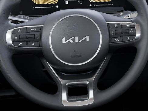 New 2026 Kia K5 LXS FWD image 18