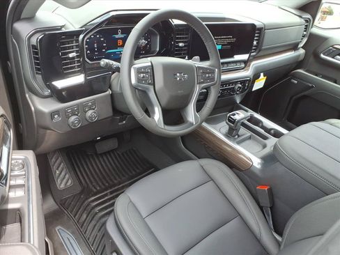 New 2026 Chevrolet Silverado 1500 RST w/ Convenience Package II AWD/4WD image 12