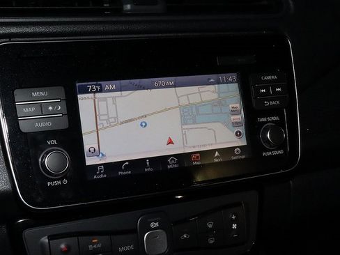 Used 2019 Nissan Leaf SV image 19