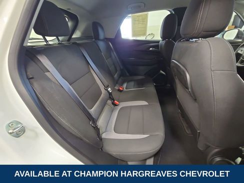 Used 2023 Chevrolet TrailBlazer LS FWD image 35