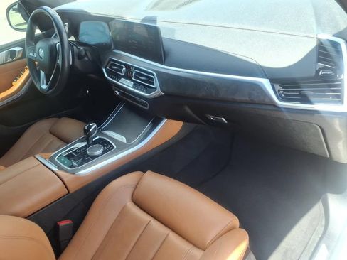 Used 2022 BMW X5 xDrive45e AWD/4WD image 11