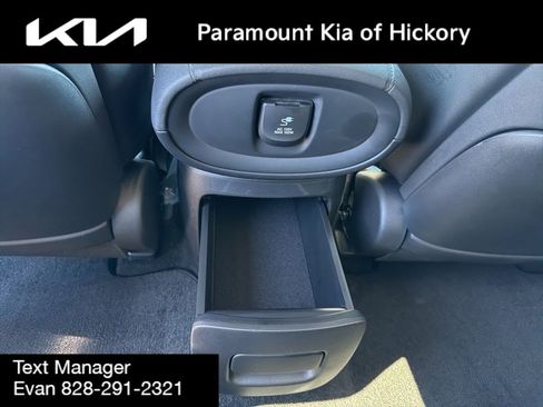 Used 2026 Hyundai Palisade Limited FWD image 16