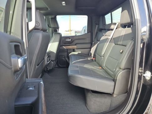 Used 2022 Chevrolet Silverado 1500 High Country image 17