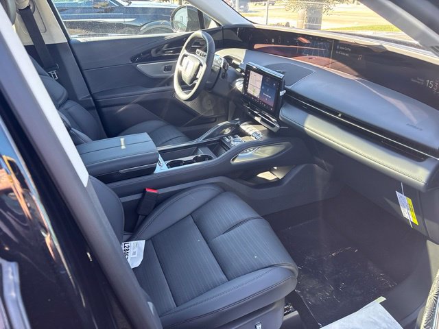 New 2026 Lincoln Nautilus Reserve AWD/4WD image 30