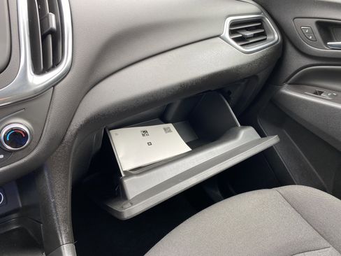 Used 2020 Chevrolet Equinox LT image 30