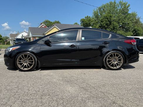 Used 2018 Kia Forte LX w/ LX Rear Camera Package FWD image 3