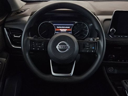 Used 2021 Nissan Rogue SV FWD image 10