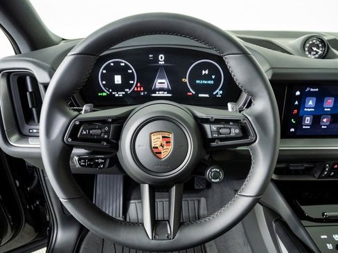 New 2026 Porsche Cayenne AWD/4WD image 9
