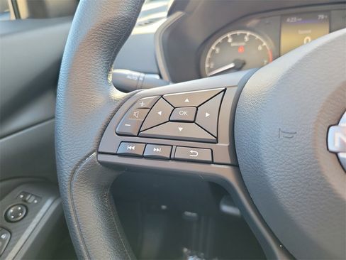 Used 2025 Nissan Altima 2.5 S image 23