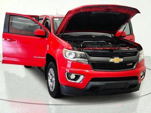 Used 2018 Chevrolet Colorado Z71 AWD/4WD image 12