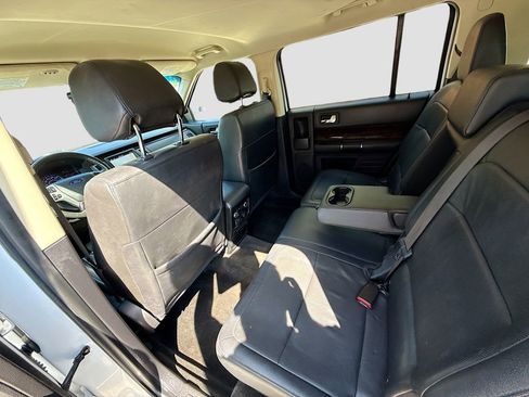Used 2019 Ford Flex Limited FWD image 23