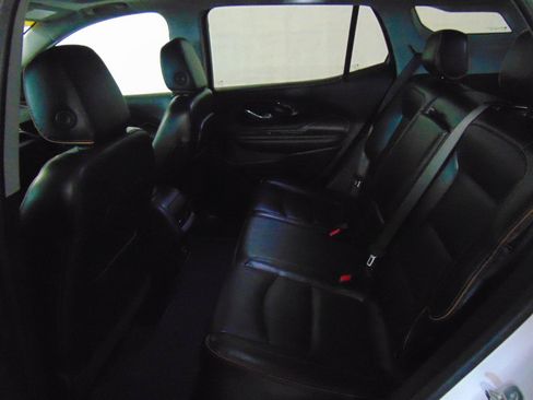Used 2022 GMC Terrain AT4 w/ Infotainment Package II AWD/4WD image 11