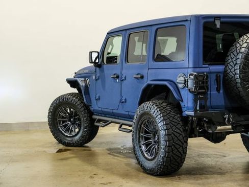 Used 2025 Jeep Wrangler Unlimited Rubicon w/ Safety Group AWD/4WD image 46