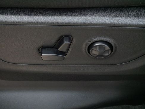 Used 2019 RAM 1500 Big Horn AWD/4WD image 20