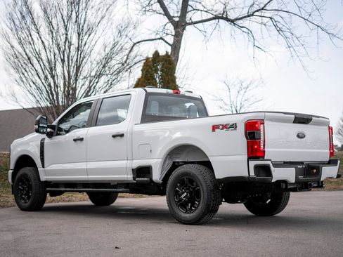 Used 2025 Ford F250 XL w/ STX Appearance Package image 8