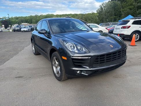 Used 2017 Porsche Macan AWD/4WD image 7