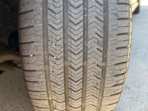 Used 2017 Mercedes-Benz E 300 4MATIC image 13