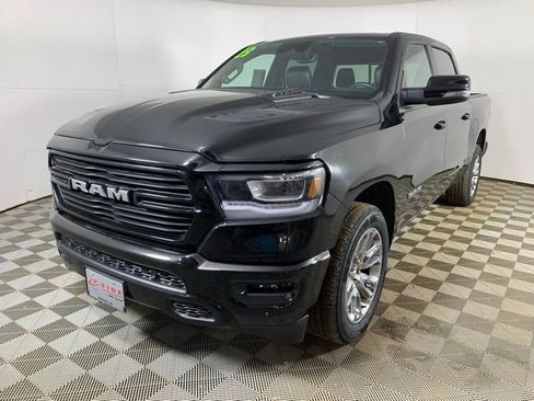 Used 2023 RAM 1500 Laramie AWD/4WD image 2