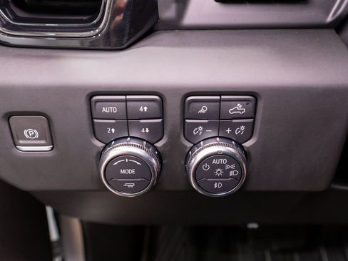 Used 2024 GMC Sierra 1500 AT4X AWD/4WD image 33