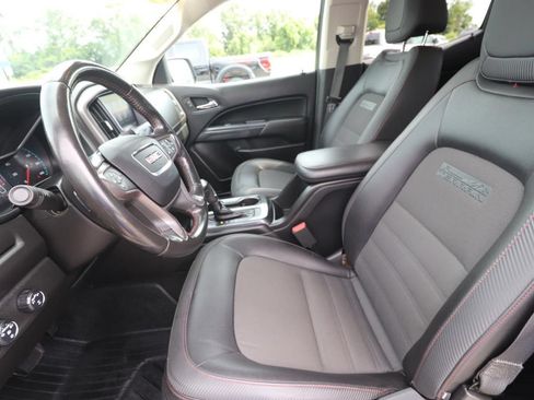 Used 2018 GMC Canyon All Terrain AWD/4WD image 2