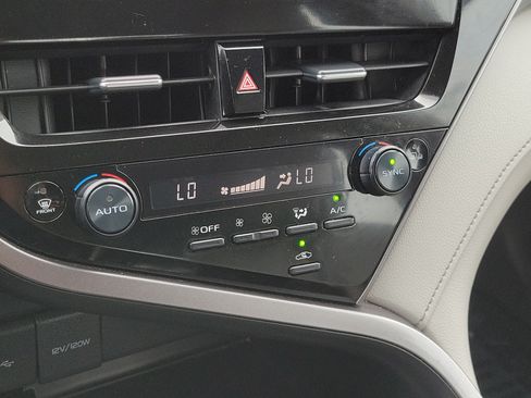 Certified 2024 Toyota Camry SE FWD image 30