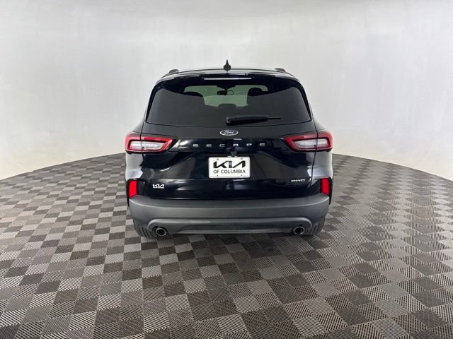 Used 2025 Ford Escape ST-Line AWD/4WD image 8