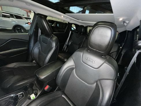 Used 2021 Jeep Cherokee Limited w/ Elite Package image 13