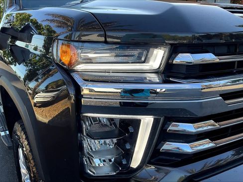 Used 2021 Chevrolet Silverado 2500 High Country w/ Z71 Off-Road Package image 27