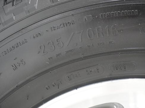 Used 2005 Ford Explorer Sport Trac Adrenalin image 23