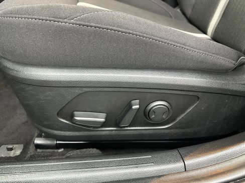 Used 2025 Hyundai Sonata SEL FWD image 10