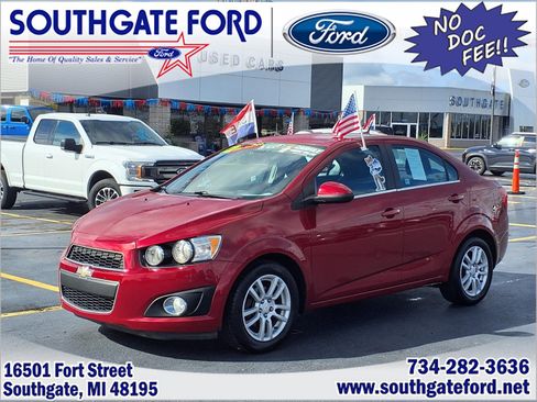 Used 2012 Chevrolet Sonic LT FWD image 1