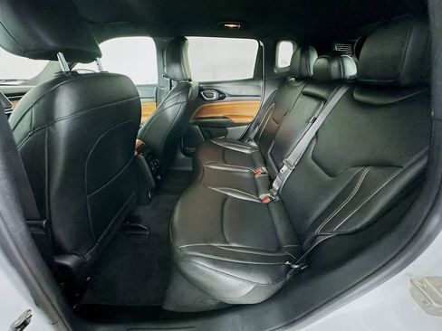 Certified 2024 Jeep Compass Limited image 33