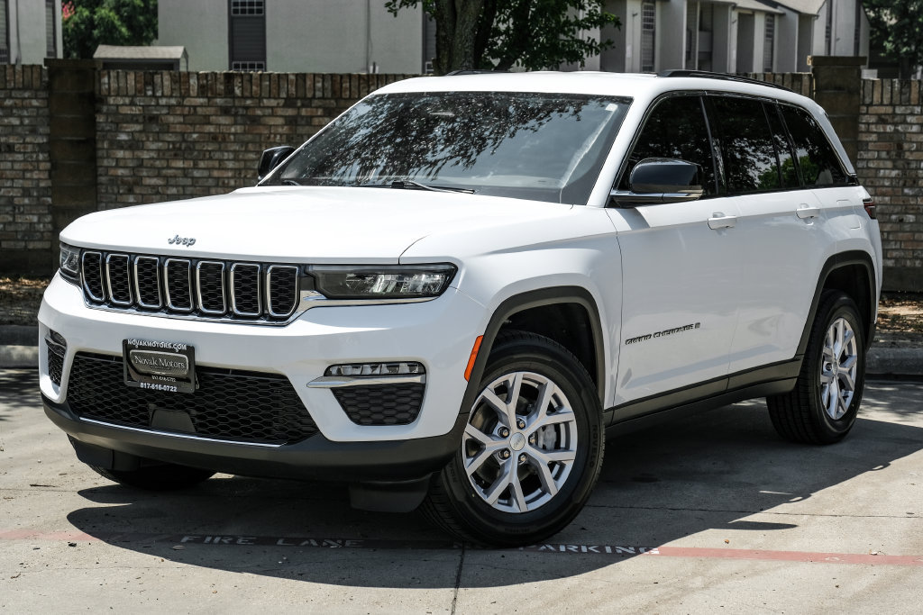 Used 2022 Jeep Grand Cherokee Limited RWD image 11