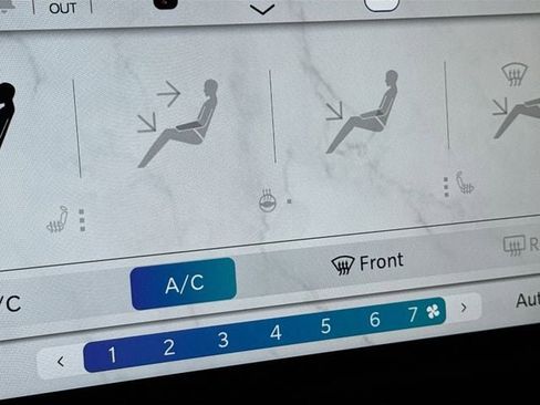 New 2025 Jeep Gladiator Sport image 22