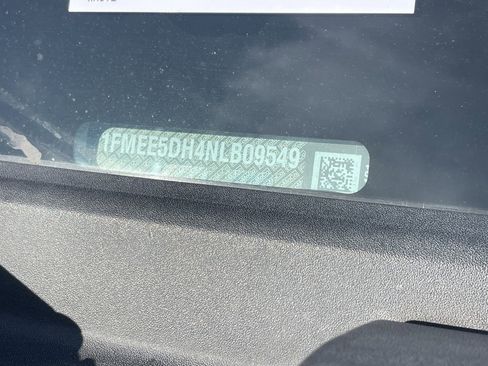 Used 2022 Ford Bronco Badlands image 10