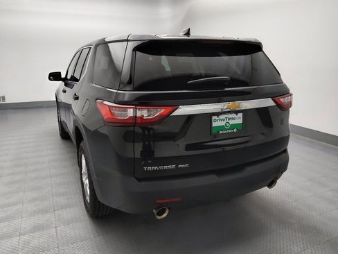Used 2020 Chevrolet Traverse LS AWD/4WD image 6