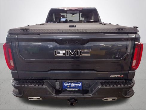 Used 2021 GMC Sierra 1500 AT4 w/ AT4 Premium Package AWD/4WD image 17