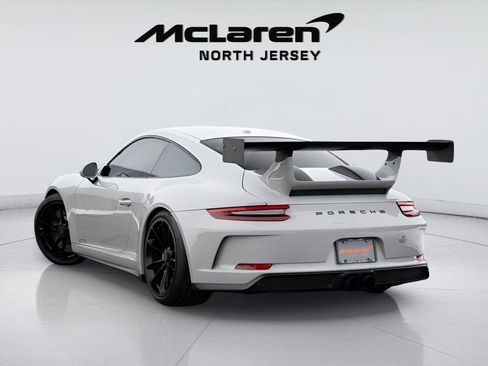 Used 2018 Porsche 911 GT3 RWD image 3