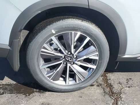 New 2026 INFINITI QX60 Luxe w/ Cargo Package image 10