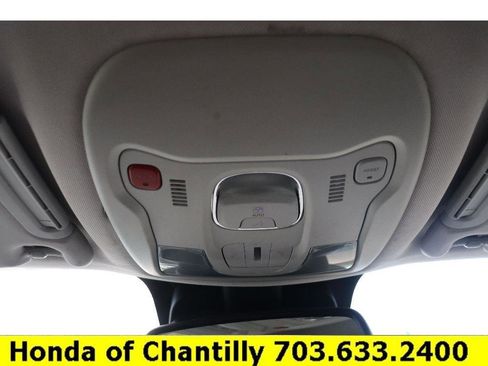 Used 2016 Jeep Renegade Trailhawk w/ Premium Trailhawk Package image 18