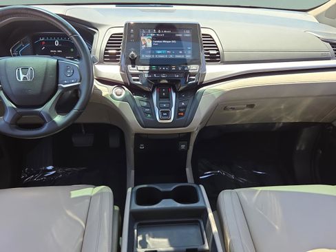 Used 2022 Honda Odyssey EX-L image 13