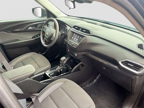 Used 2023 Chevrolet TrailBlazer LT image 27