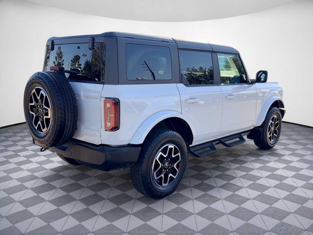 Used 2023 Ford Bronco Outer Banks AWD/4WD image 9