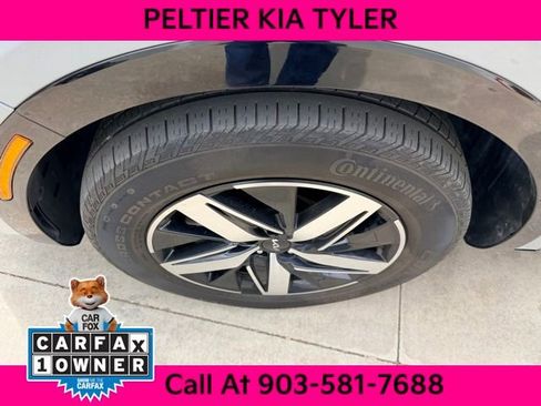 Certified 2023 Kia Sorento EX w/ Panoramic Sunroof Package FWD image 5