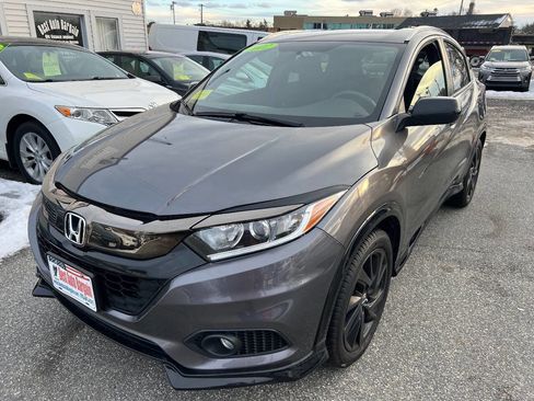 Used 2022 Honda HR-V Sport image 3