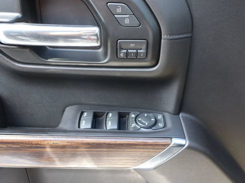 Used 2019 Chevrolet Silverado 1500 High Country AWD/4WD image 25