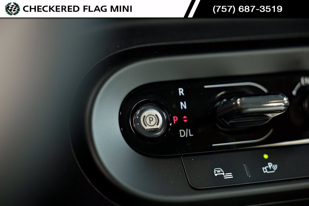 Used 2025 MINI Cooper S FWD image 31