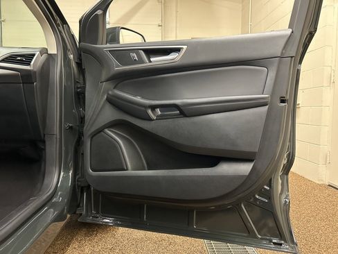 Used 2023 Ford Edge SEL image 10