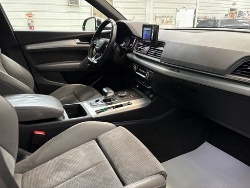 Used 2020 Audi SQ5 Premium w/ Convenience Package AWD/4WD image 23