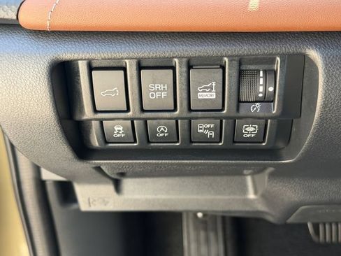 Certified 2023 Subaru Forester Touring AWD/4WD image 29